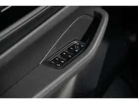 Porsche Macan (2025) thumbnail 21