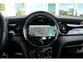 MINI Cooper (2022) thumbnail 11