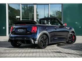 MINI Cooper (2022) thumbnail 3