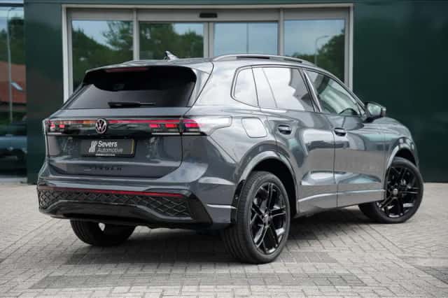 Volkswagen Tiguan (2026) thumbnail 3
