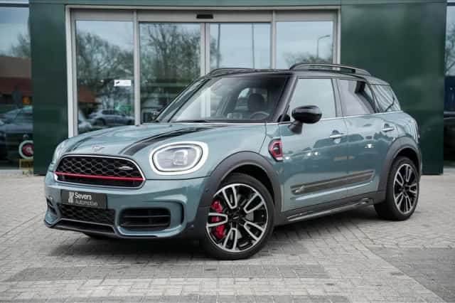 MINI Countryman (2023) thumbnail 2