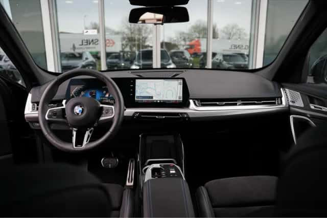 BMW X1 (2025) thumbnail 4