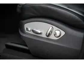 Porsche Macan (2022) thumbnail 24