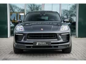 Porsche Macan (2022) thumbnail 8