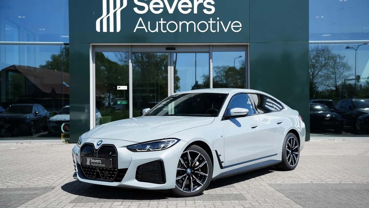 BMW i4 (2022) — foto 1