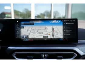 BMW i4 (2022) thumbnail 14