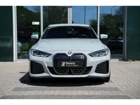 BMW i4 (2022) thumbnail 8