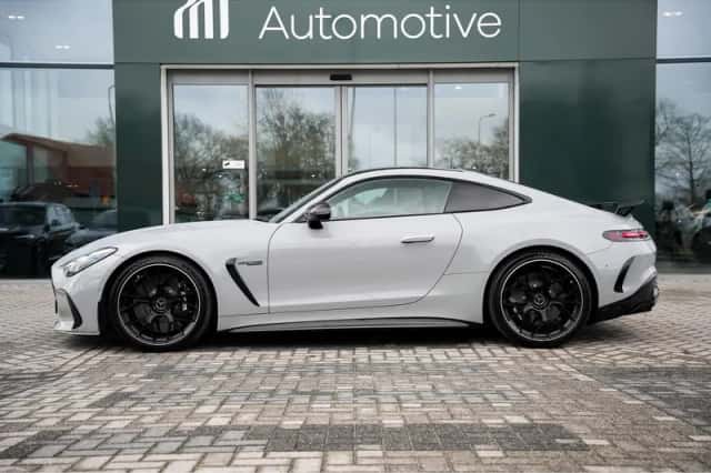 Mercedes-AMG GT (2025) thumbnail 5