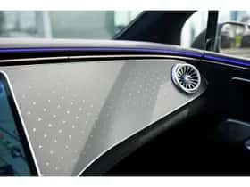 Mercedes-Benz EQE (2022) thumbnail 18