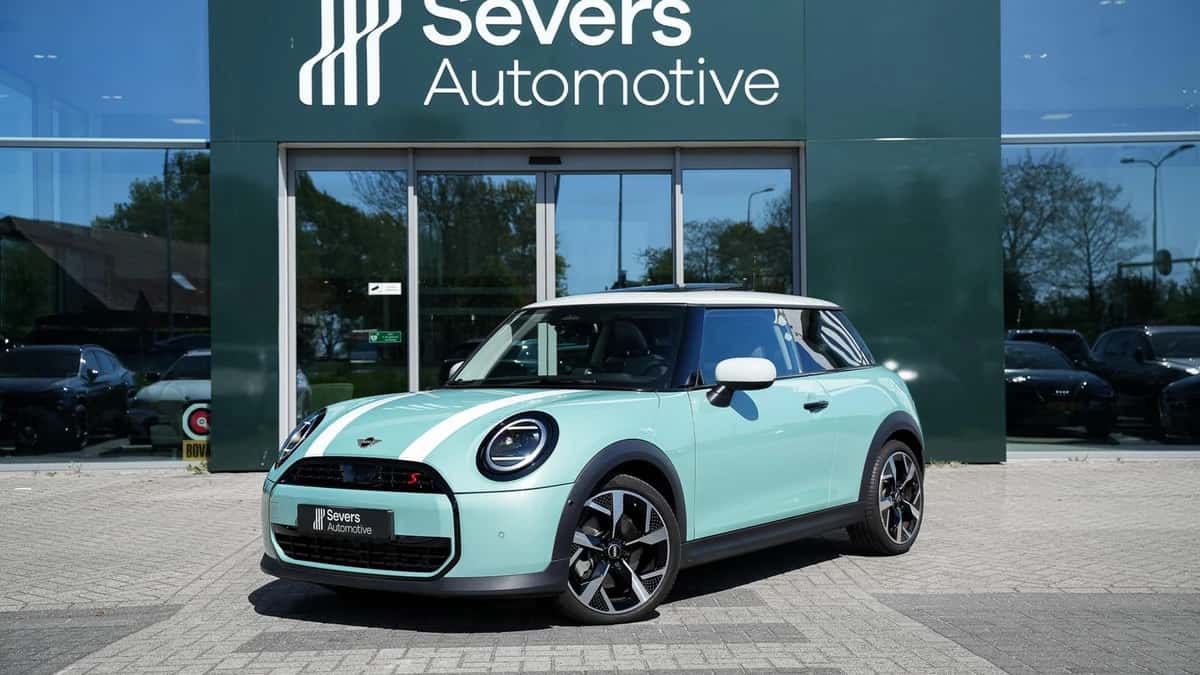 MINI 3-deurs (2024) — foto 1