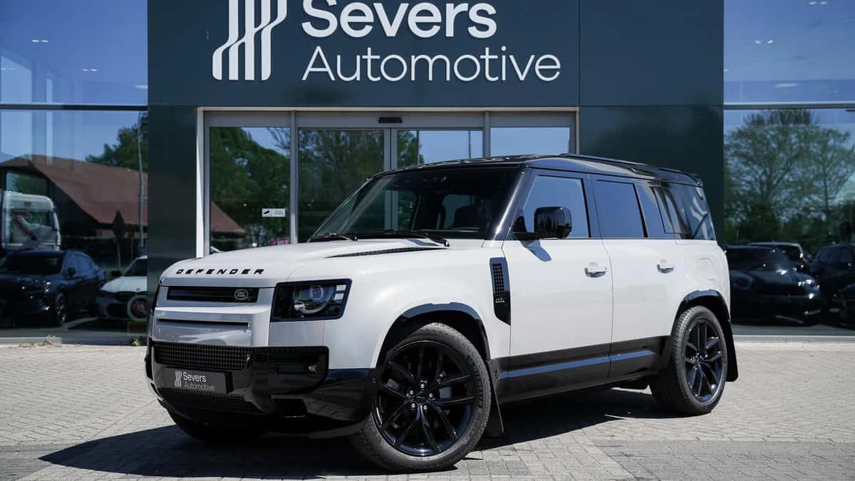 Land Rover Defender (2026) — foto 1