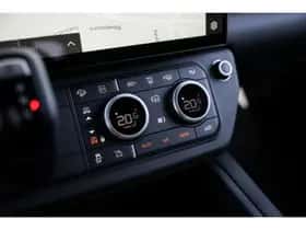 Land Rover Defender (2026) thumbnail 15