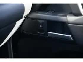 Land Rover Defender (2026) thumbnail 18