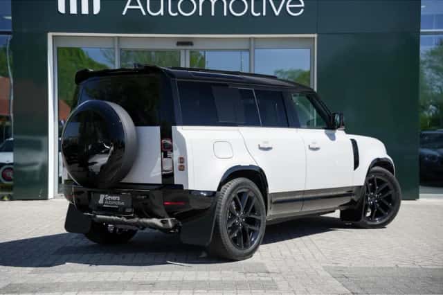 Land Rover Defender (2026) thumbnail 3