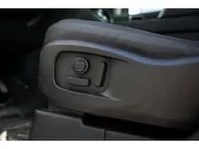 Land Rover Defender (2026) thumbnail 21
