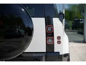 Land Rover Defender (2026) thumbnail 33
