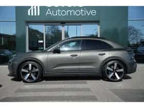 Porsche Macan (2025) thumbnail 5