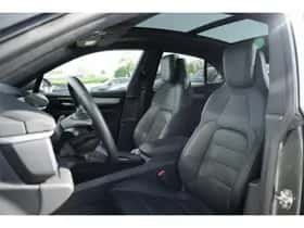 Porsche Macan (2025) thumbnail 6