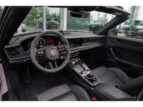 Porsche 911 (2026) thumbnail 4