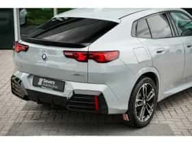 BMW iX2 (2025) thumbnail 24