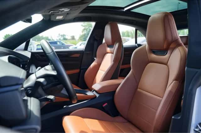 Porsche Macan (2024) thumbnail 6