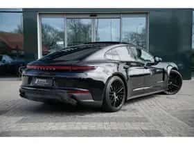 Porsche Panamera (2025) thumbnail 3