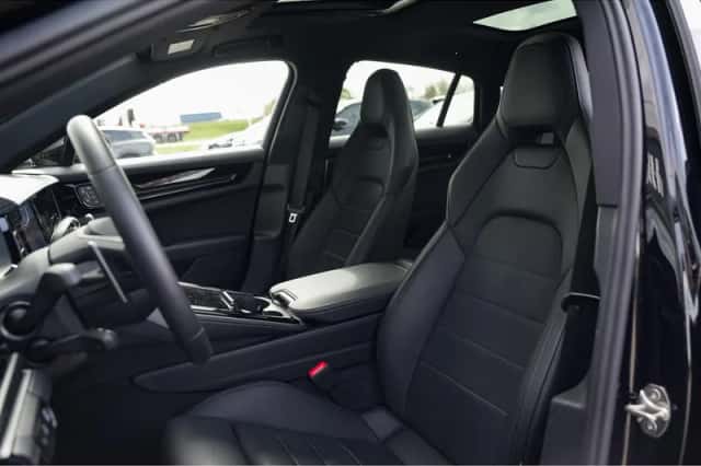 Porsche Panamera (2025) thumbnail 6