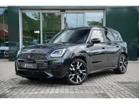 MINI Countryman (2024) thumbnail 2