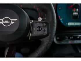 MINI Countryman (2024) thumbnail 12