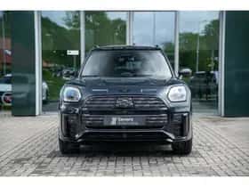 MINI Countryman (2024) thumbnail 8