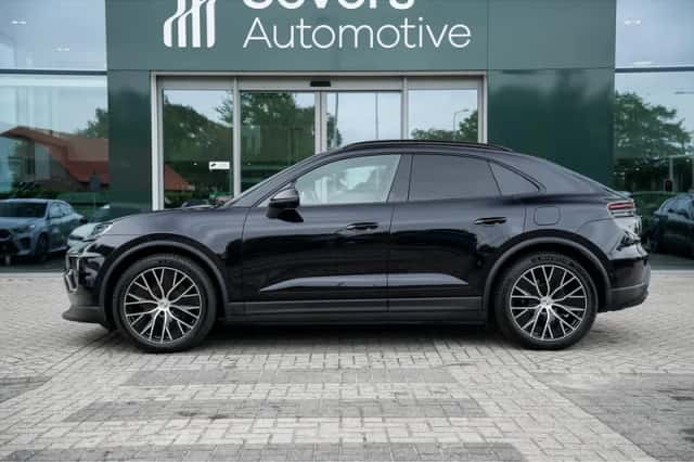 Porsche Macan (2026) thumbnail 5