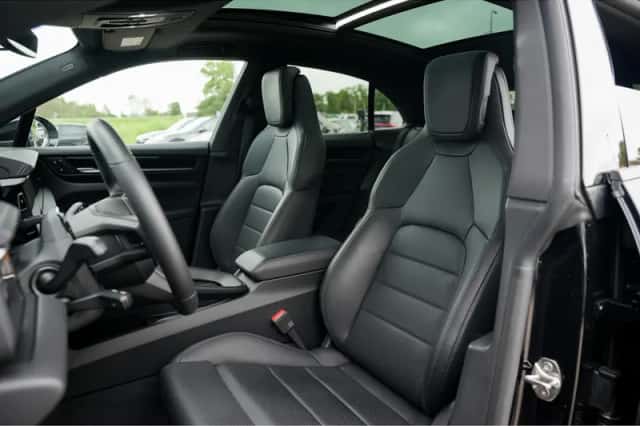 Porsche Macan (2026) thumbnail 6