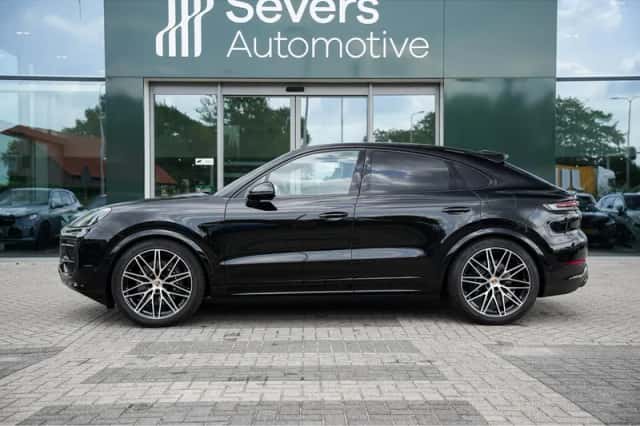 Porsche Cayenne (2026) thumbnail 5