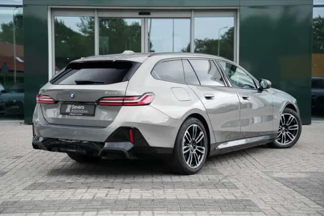 BMW 5-Serie (2025) thumbnail 3