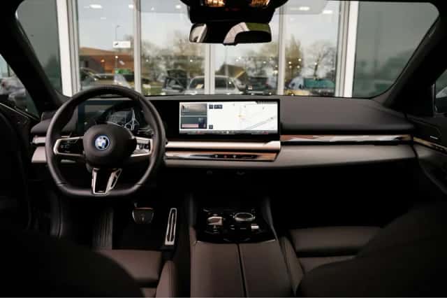 BMW 5-Serie (2025) thumbnail 4