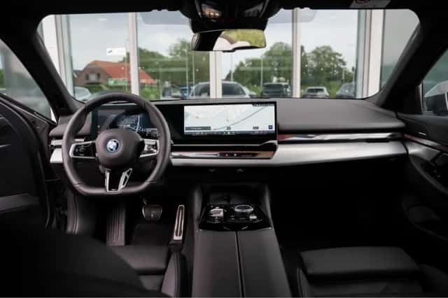 BMW 5-Serie (2025) thumbnail 4