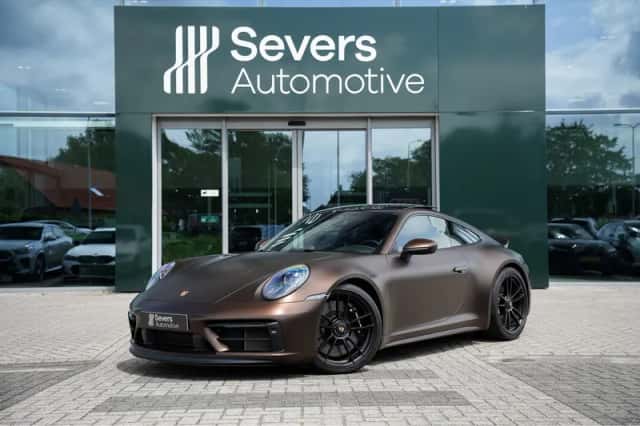 Porsche 911 (2024) thumbnail 1