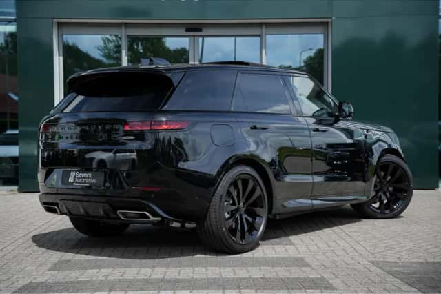 Land Rover Range Rover Sport (2026) thumbnail 3