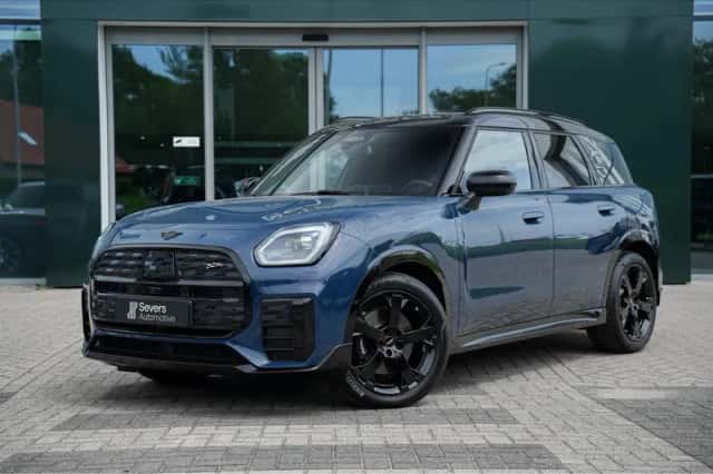 MINI Countryman (2024) thumbnail 2