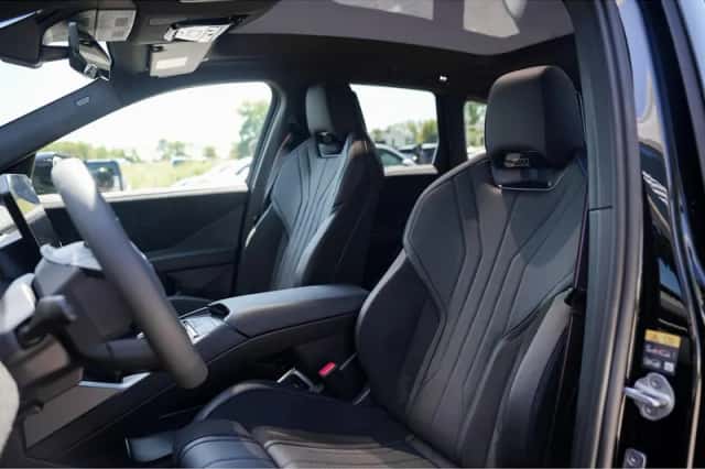 BMW iX3 (2026) thumbnail 6