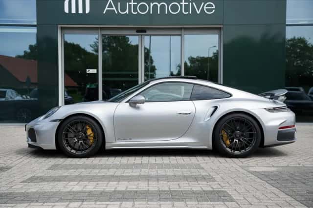 Porsche 911 (2026) thumbnail 5
