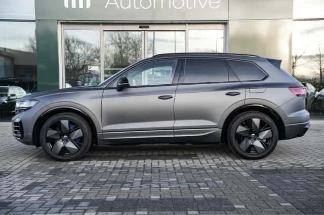 Volkswagen Touareg (2025) thumbnail 3
