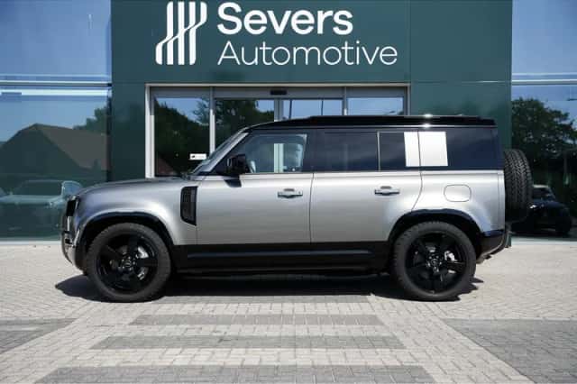Land Rover Defender (2025) thumbnail 5