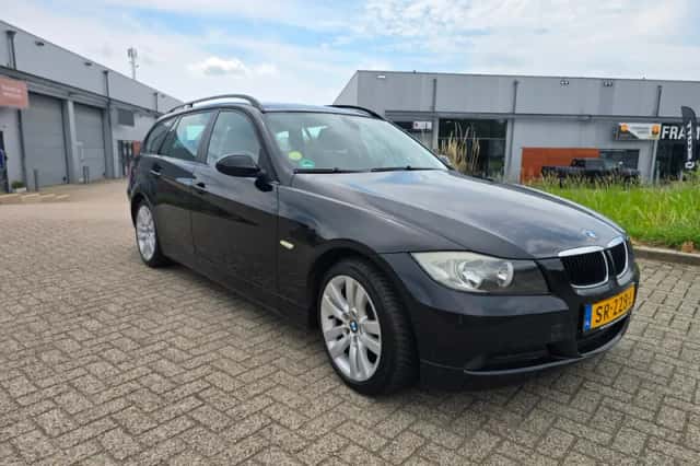 BMW 3-Serie (2008) thumbnail 3