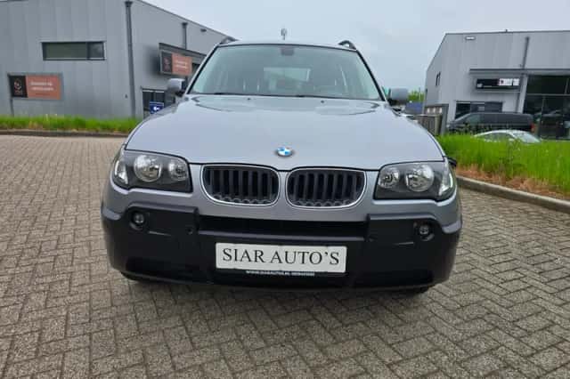 BMW X3 (2005) thumbnail 3