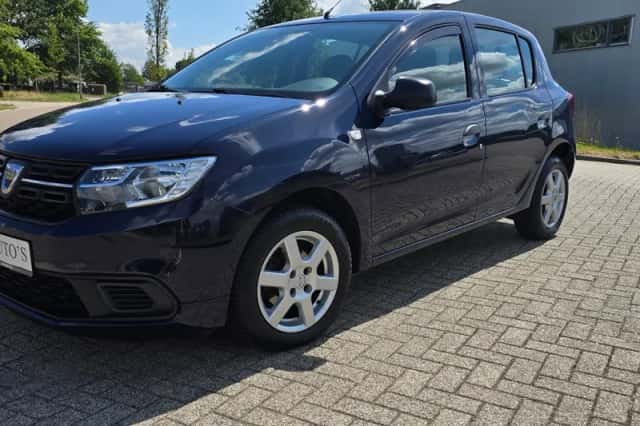 Dacia Sandero (2019) thumbnail 2