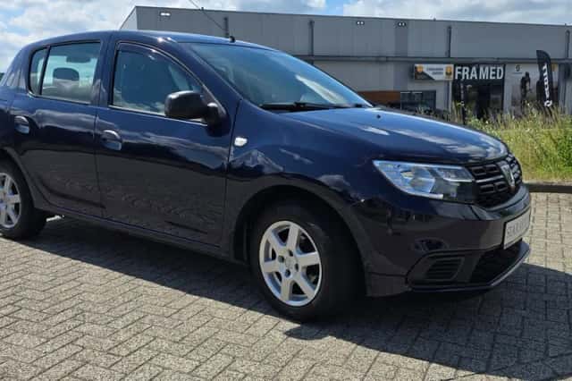 Dacia Sandero (2019) thumbnail 4