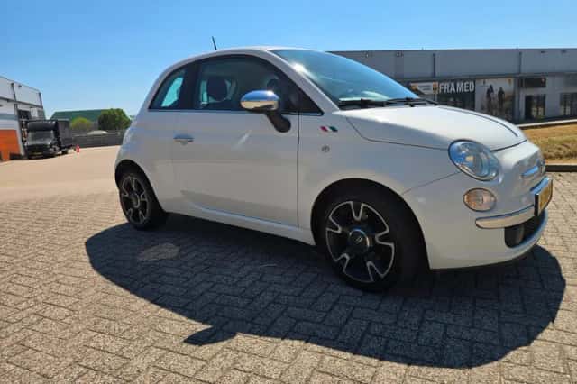 Fiat 500 (2014) thumbnail 3