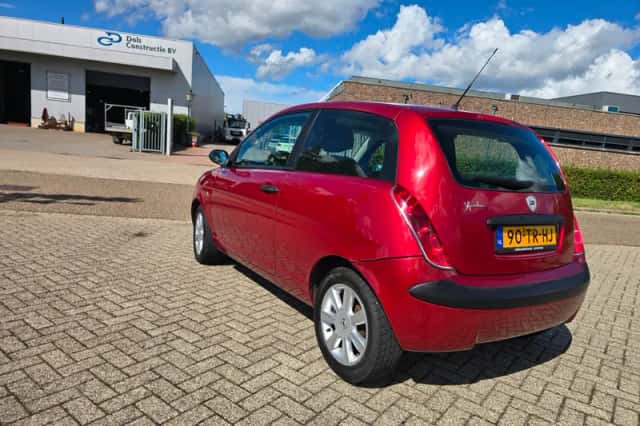 Lancia Ypsilon (2006) thumbnail 4