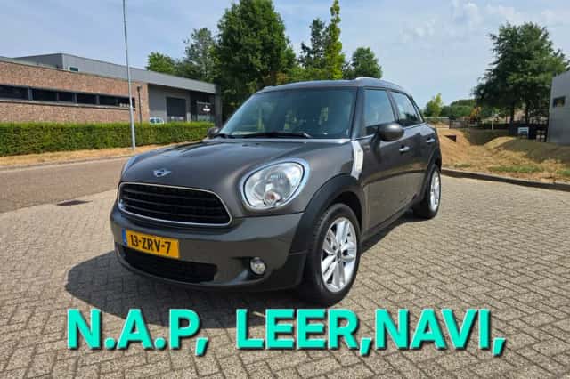 MINI Countryman (2013) thumbnail 1